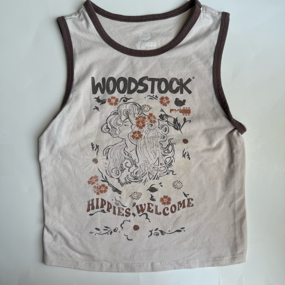 🍭 Woodstock Girls Brown and Tan Graphic Tank Top - Size XS (Used)